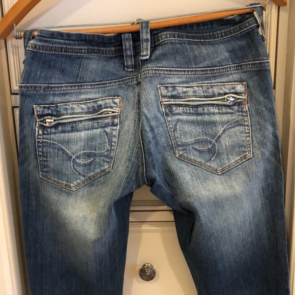 Farlow Jeans - Picture 4 of 14